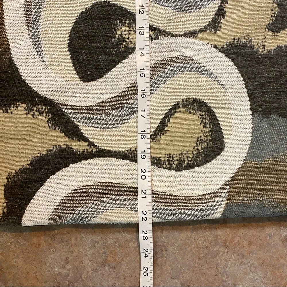 Thick Textured Pillowcase Abstract Swirl Pattern Art Square 22 x 22 inches nwot